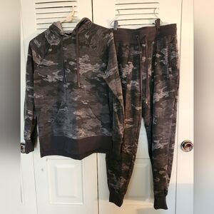 Camouflage Hoodie and Joggers Set